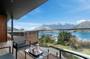 Lakeside Bliss - Queenstown Holiday Home